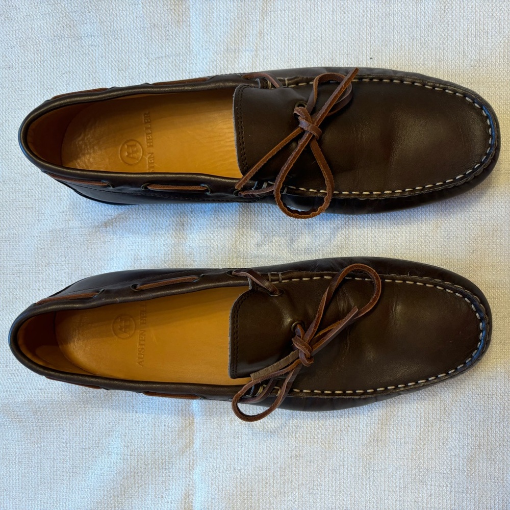 Leather loafers with ties - Picture 2 of 5